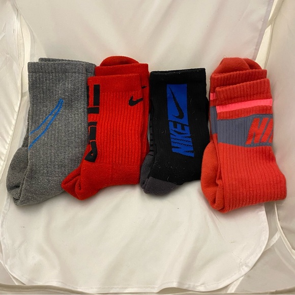 Nike Men’s Sock Lot of 4 Red Elite Black Gray Socks Long Socks Sneakerhead - Picture 2 of 12
